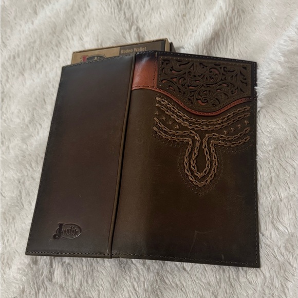 Justin Russet Inlay Rodeo Wallet - Picture 2 of 6